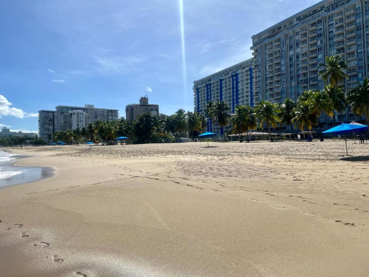 Isla Verde Frente A La Playa Y Piscina, Centrico Y Accesible Сан-Хуан Экстерьер фото