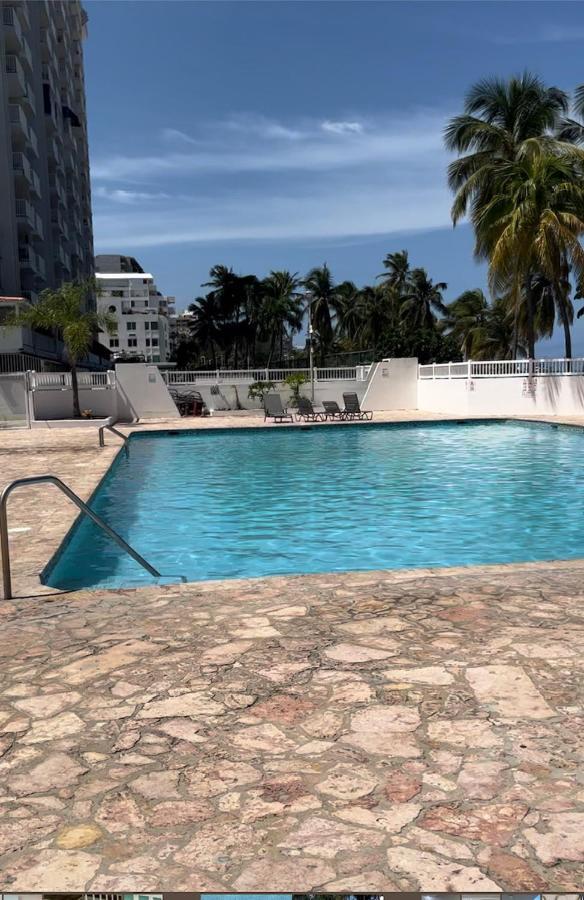 Isla Verde Frente A La Playa Y Piscina, Centrico Y Accesible Сан-Хуан Экстерьер фото