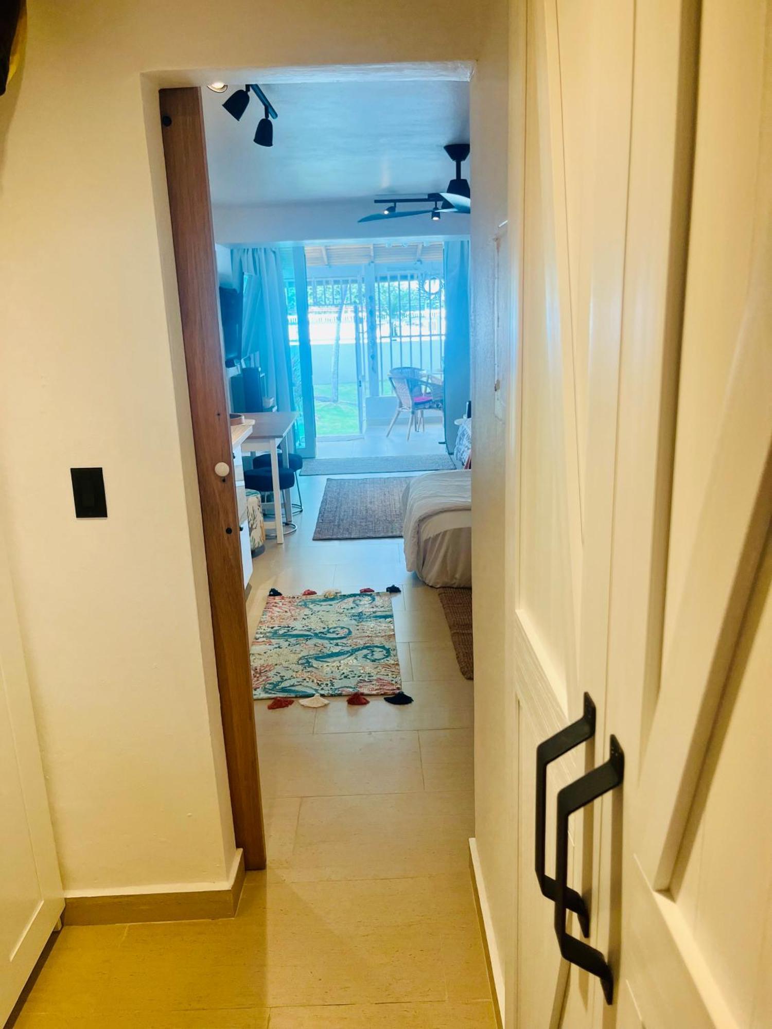 Isla Verde Frente A La Playa Y Piscina, Centrico Y Accesible Сан-Хуан Экстерьер фото